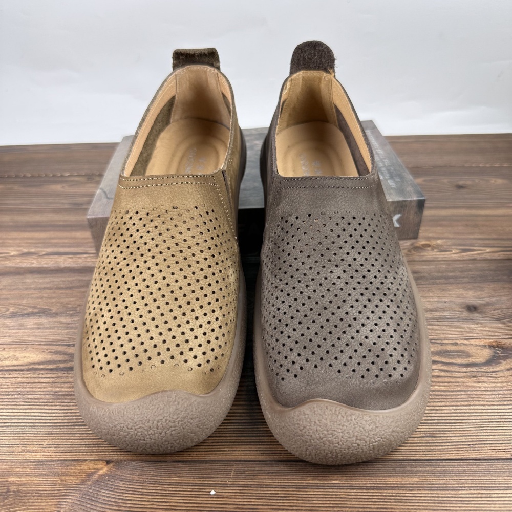 Hollow Out Leather Men's Shoes Breathable Soft Bottom Casual Shoes - Image 2